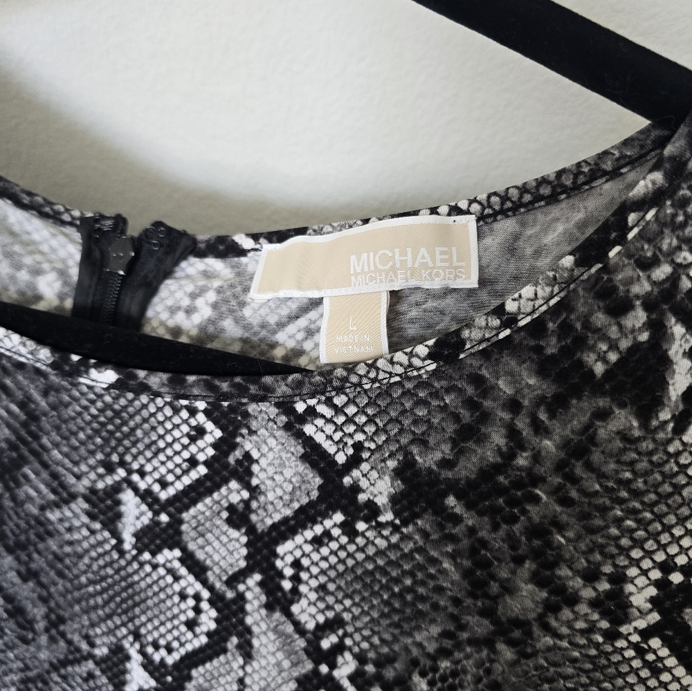 Michael Kors Black and Gray Snake Print Long Sleeve Dress - Picture 7 of 8